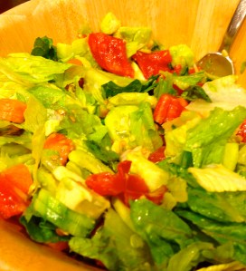 I served my lemon cod with a colorful salad (lettuce, tomato, cucumber, avocado, carrots and lemon juice)